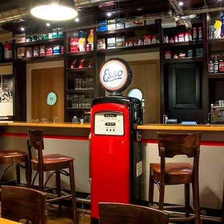 Hotel Simon\'S Plaza 